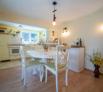 GORSKI KOTAR, LIČ, KUĆA ZA ODMOR - cover