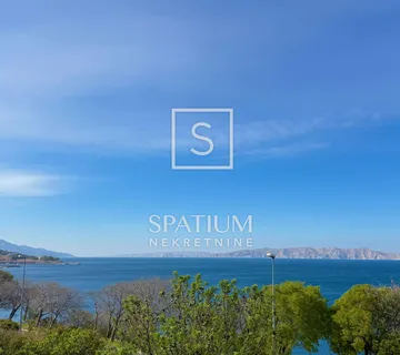 SENJ, GRAĐEVINSKO ZEMLJIŠTE PRVI RED DO MORA - cover