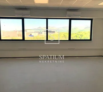 KUKULJANOVO, UREDSKI PROSTORI ZA DUGOROČNI ZAKUP - cover