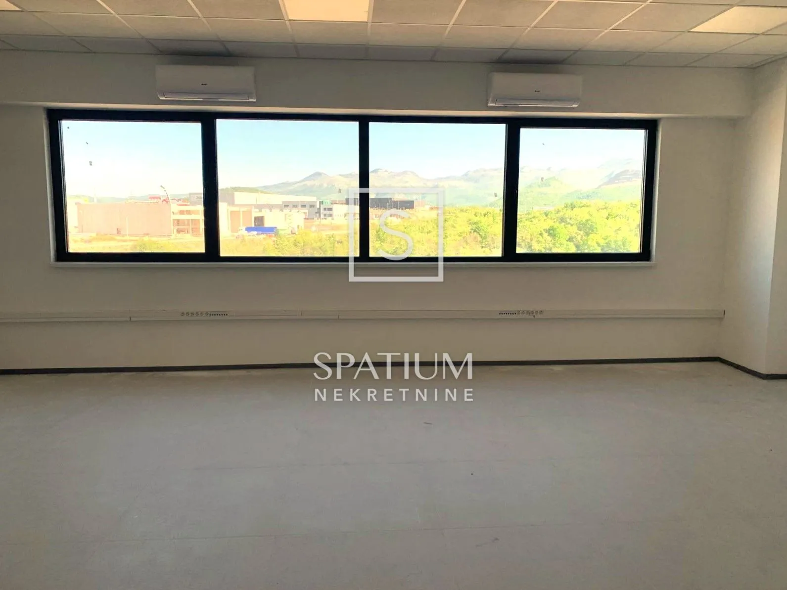 KUKULJANOVO, UREDSKI PROSTORI ZA DUGOROČNI ZAKUP - cover