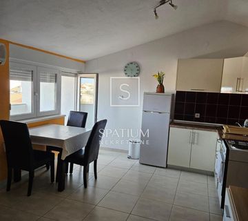 CRIKVENICA, HRUSTA, APARTMAN S POGLEDOM - cover