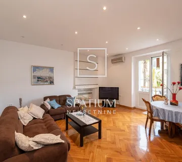 OPATIJA, STAN U STROGOM CENTRU ZA ZAKUP ILI NAJAM - cover