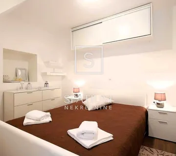 POLJANE, DVOETAŽNI STAN S POGLEDOM NA MORE - cover