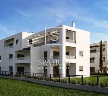 POREČ, LUKSUZNI PENTHOUSE S POGLEDOM NA MORE - cover