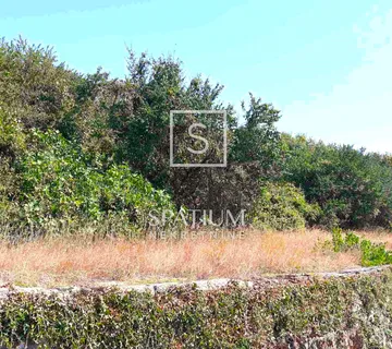 VIŠKOVO,  GRAĐEVINSKO ZEMLJIŠTE - cover