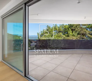 OPATIJA, ODLIČAN STAN U NOVOGRADNJI S POGLEDOM NA MORE - cover