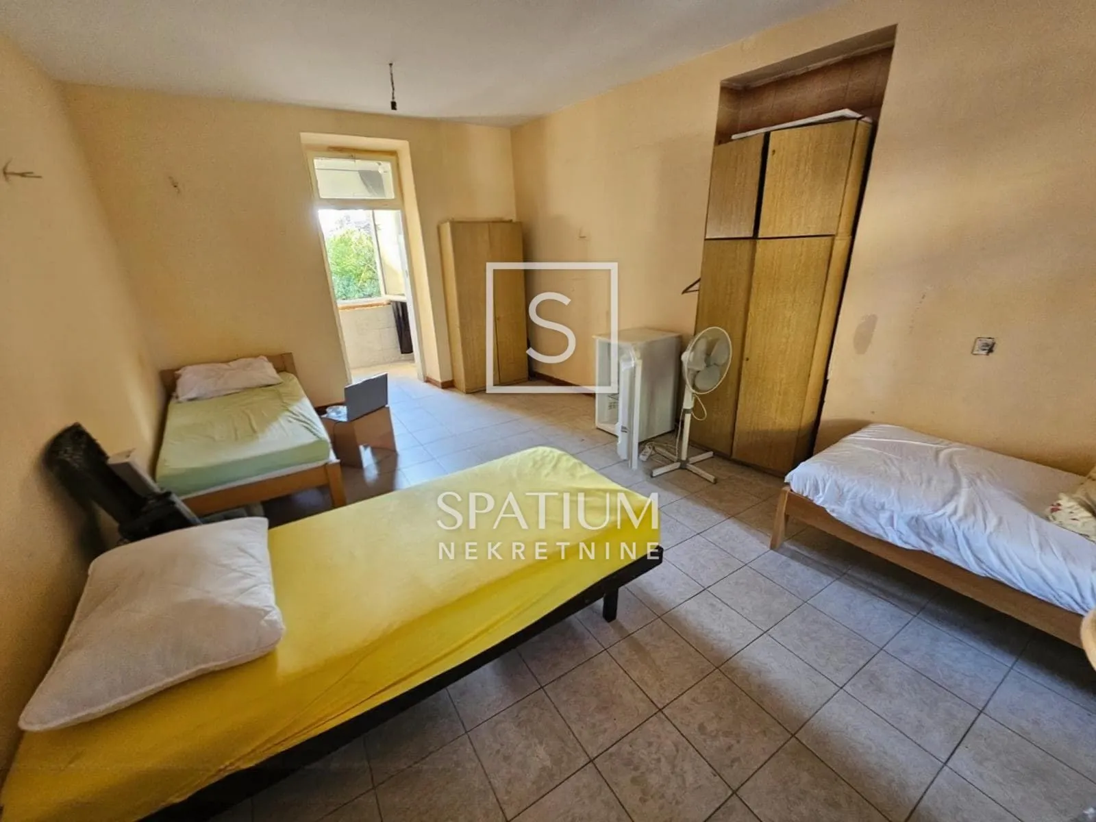 OMIŠALJ, OTOK KRK, POSLOVNI PROSTOR U SAMOM CENTRU - cover