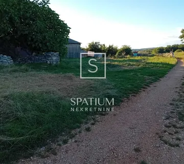 OPRTALJ, GRAĐEVINSKO ZEMLJIŠTE - cover