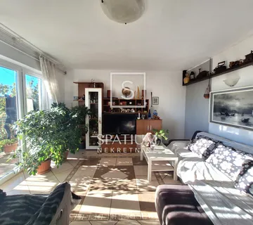 ČAVLE, BUZDOHANJ, SAMOSTOJEĆA KUĆA S VELIKOM OKUĆNICOM - cover