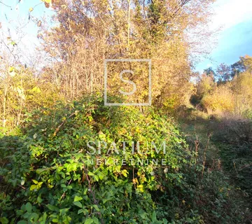 VIŠKOVO, GRAĐEVINSKO ZEMLJIŠTE NA MIRNOJ LOKACIJI - cover