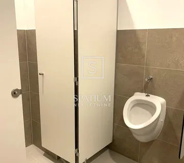 KUKULJANOVO, UREDSKI PROSTORI ZA DUGOROČNI ZAKUP - cover