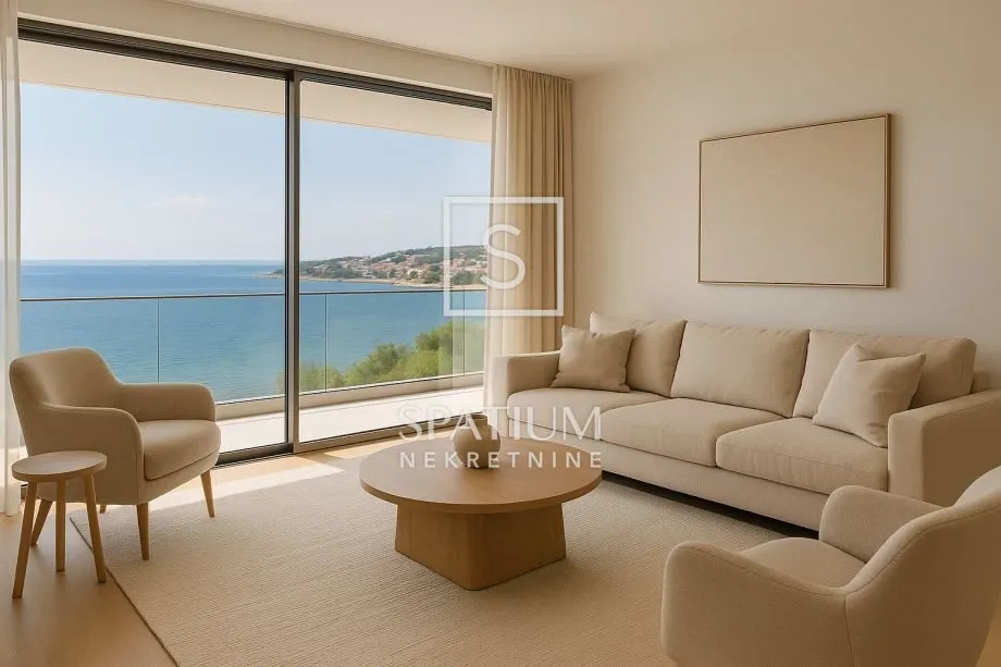 NOVI VINODOLSKI, ADAPTIRANI STAN 70m OD MORA - cover