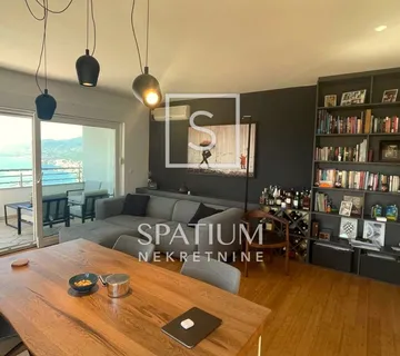 RUBEŠI, DVOETAŽNI 3S+DB S PANORAMSKIM POGLEDOM I DVIJE GARAŽE - cover