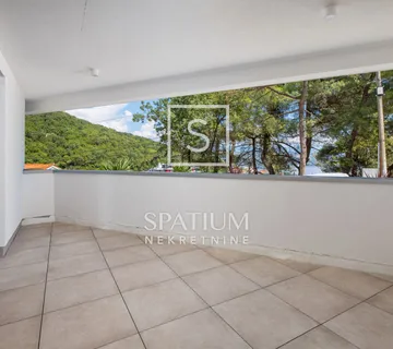 OPATIJA, ODLIČAN STAN U NOVOGRADNJI S POGLEDOM NA MORE - cover