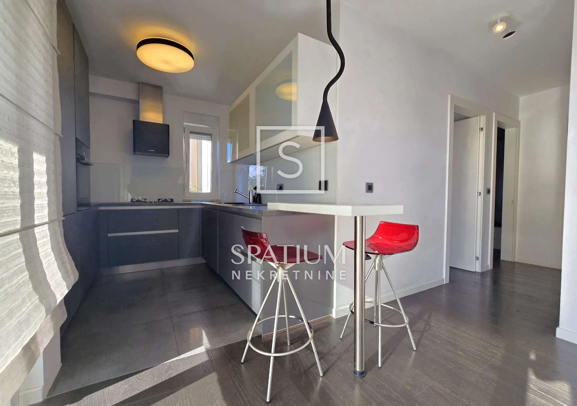 MARČELJEVA DRAGA, TROSOBAN STAN U NOVOGRADNJI ZA NAJAM - cover