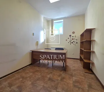 ŠKURINJE, POSLOVNI PROSTOR ZA DUGOROČNI ZAKUP - cover