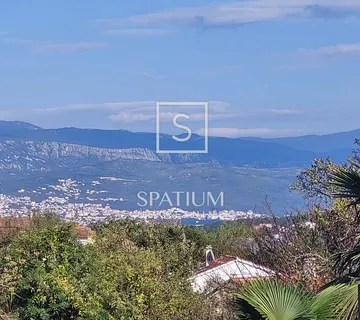 ČIŽIĆI SAMOSTOJEĆA KUĆA SA OKUĆNICOM - cover