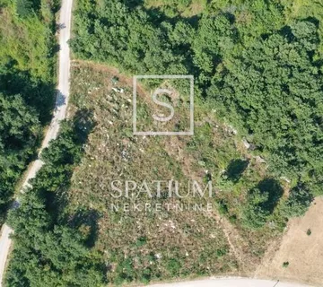 SVETI LOVREČ, GRAĐEVINSKO ZEMLJIŠTE S POGLEDOM NA MORE - cover