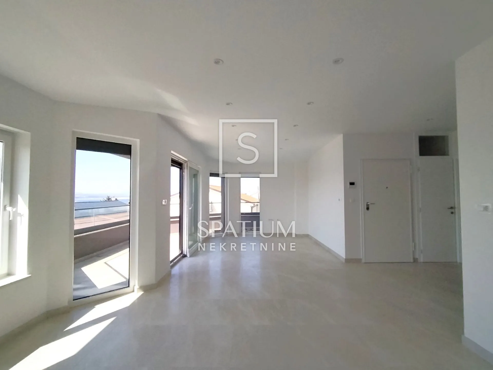 CRIKVENICA, NOVOGRADNJA STAN NA DRUGOM KATU - cover