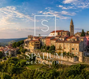 OPRTALJ, OKOLICA, IMANJE SA UCRTANIM OBJEKTIMA I IDEJNIM PROJEKTOM - cover