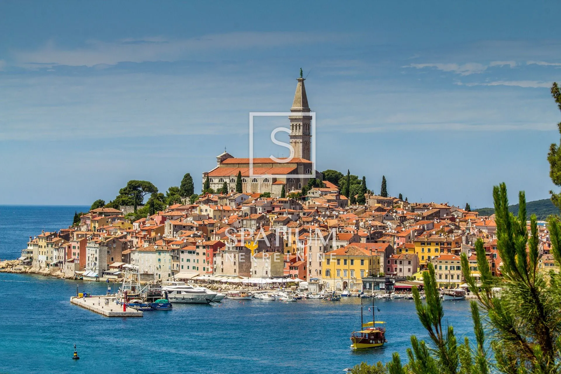 ROVINJ, ISTRA, GRAĐEVINSKO ZEMLJIŠTE ZA IZGRADNJU 12 STANOVA - cover