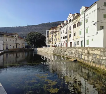 BAKAR, KUĆA U BLIZINI MORA - cover