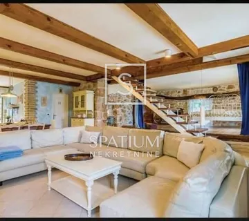 OTOK KRK, KAMENA VILA S BAZENOM I MASLINIKOM - cover