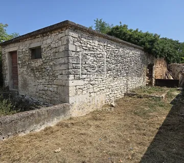Labin, Okolica, Dvije Zgrade Za Renovaciju