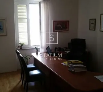 CENTAR, UREDSKI PROSTOR - cover