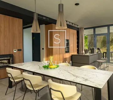 GROŽNJAN, DIZAJNERSKA VILA S BAZENOM - cover