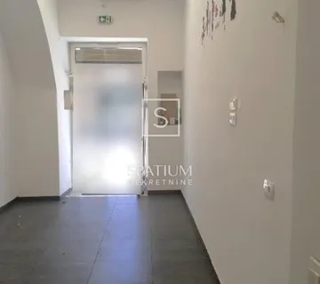 Centar, Poslovni Prostor Za Zakup - Rijeka