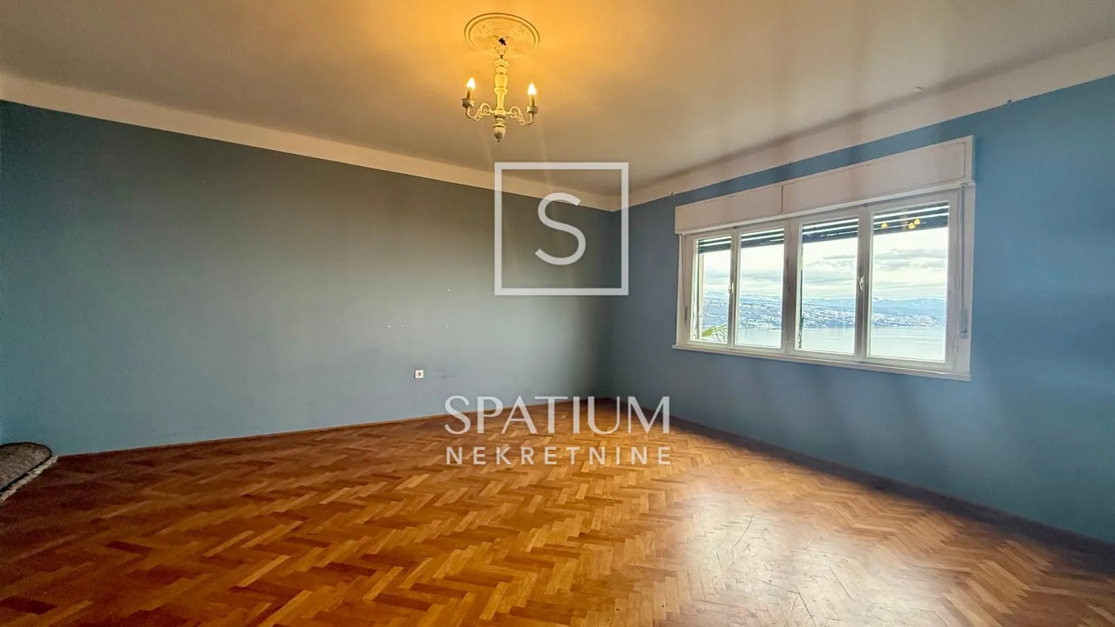 OPATIJA, STAN ZA NAJAM U BLIZINI CENTRA - cover