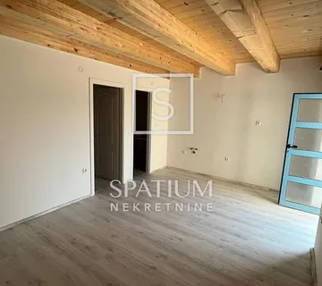 Korčula, Novouređeni Apartman U Kamenoj Kući