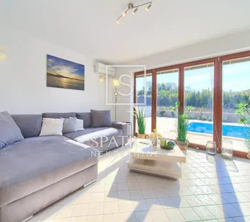 KRK, MALINSKA, KAMENA KUĆA S BAZENOM - cover