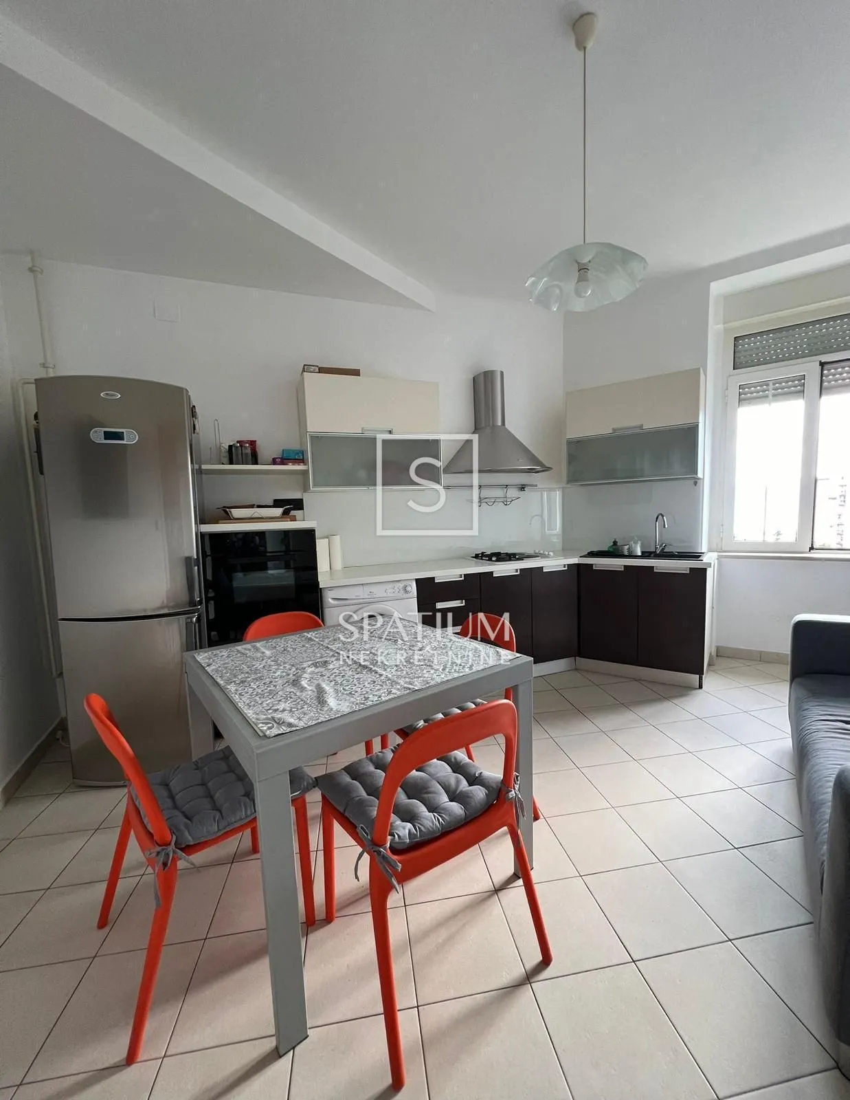 BELVEDER, STAN ZA RADNIKE ILI OBITELJ - cover