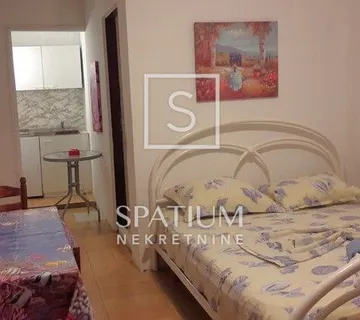 CRIKVENICA, KUĆA U BLIZINI MORA - cover