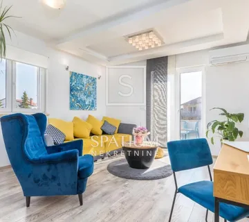 FAŽANA,  MODERNO UREĐEN DVOETAŽNI STAN U BLIZINI MORA - cover