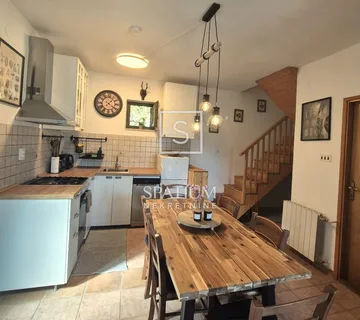 LIČ, GORANSKA KUĆA S PREKRASNIM POGLEDOM - cover