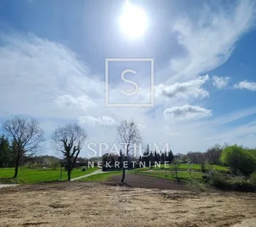 GRAČIŠĆE, GRAĐEVINSKO ZEMLJIŠTE IDEALNO ZA GRADNJU OBITELJSKE KUĆE - cover