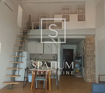 NOVI VINODOLSKI, STAN S POGLEDOM NA NAUTIČKU MARINU - cover