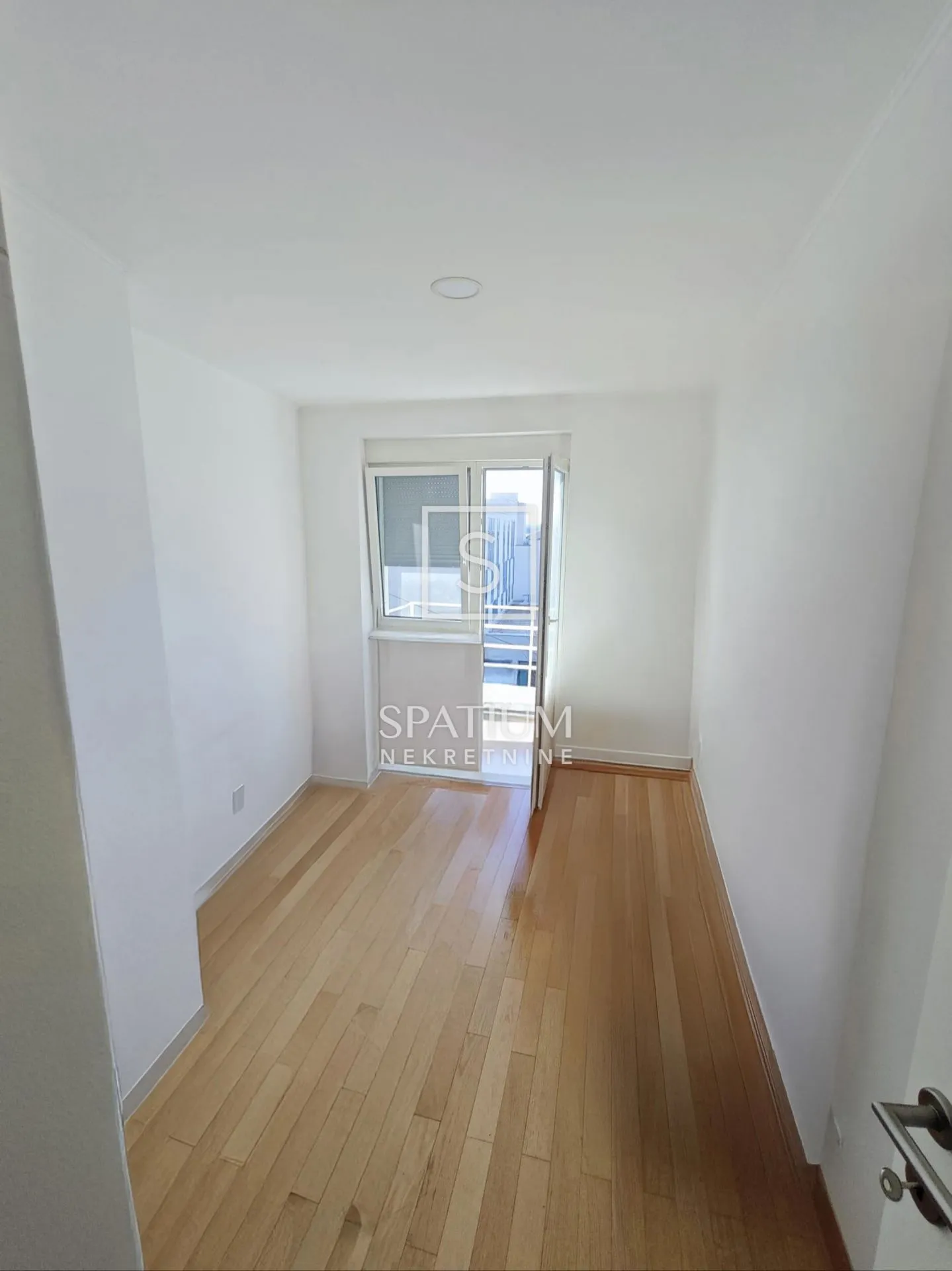 CRIKVENICA, STAN BLIZU CENTRA I MORA - cover