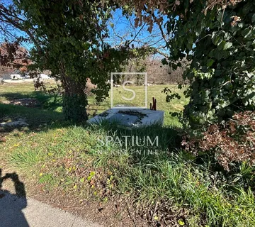 POREČ - OKOLICA, ISTRA, GRAĐEVINSKO ZEMLJIŠTE SA STRUJOM I VODOM - cover