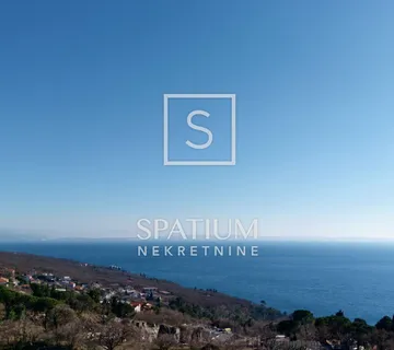 MATULJI, STAN U NOVOGRADNJI S PARKINGOM - cover