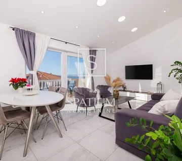 CRIKVENICA, VILA S POGLEDOM - cover