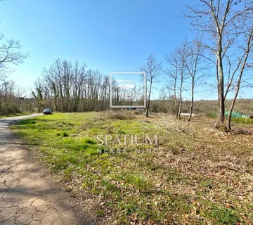 RAKOTULE, TEREN SA GRAĐEVINSKOM DOZVOLOM I PLAĆENIM KOMUNALIJAMA - cover