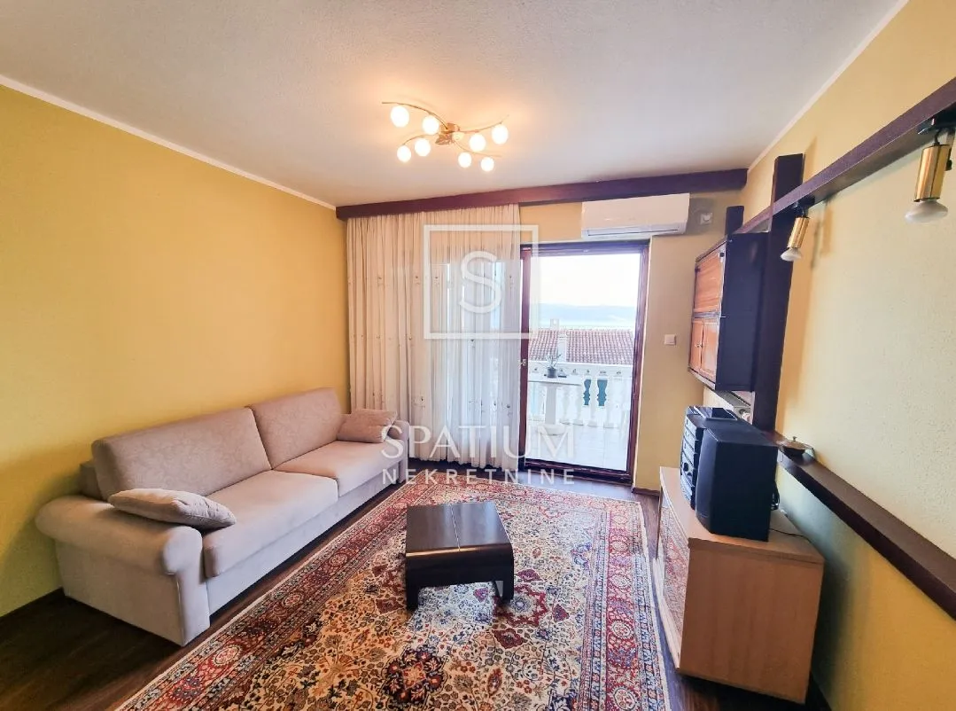 NOVI VINODOLSKI, DVOETAŽNI STAN S DVA PARKINGA - cover