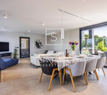 OTOK KRK, LINARDIĆI, MODERNO UREĐENA VILA S BAZENOM I POGLEDOM NA MORE - cover