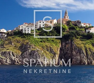 VRBNIK, OTOK KRK, GRAĐEVINSKO ZEMLJIŠTE S POGLEDOM NA MORE - cover