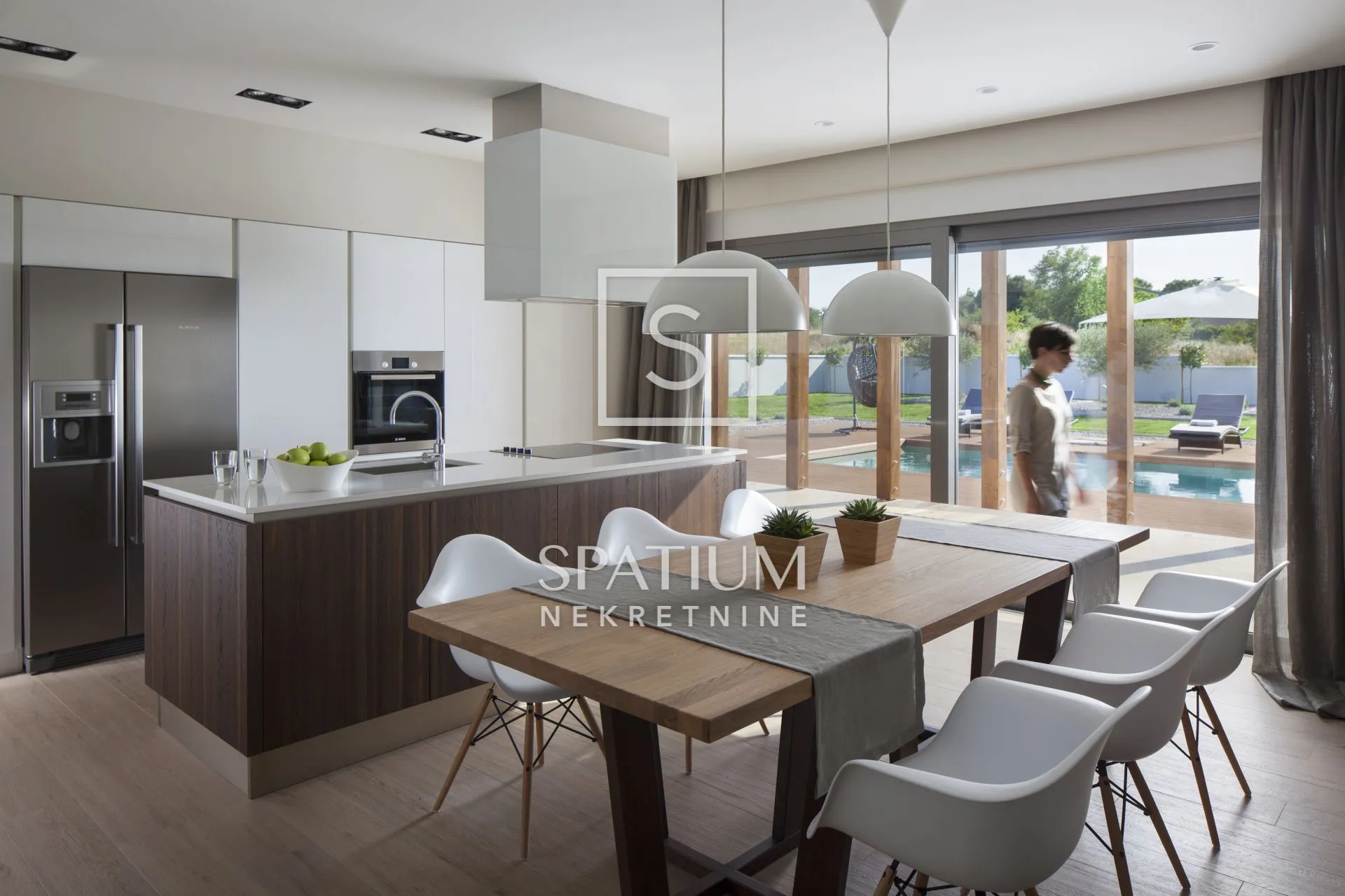 LABIN,  MODERNA KUĆA SA BAZENOM, SAUNOM I JACUZZIJEM NA MIRNOJ LOKACIJI - cover