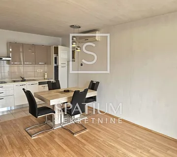 SENJ, STAN S POGLEDOM NA MORE - cover